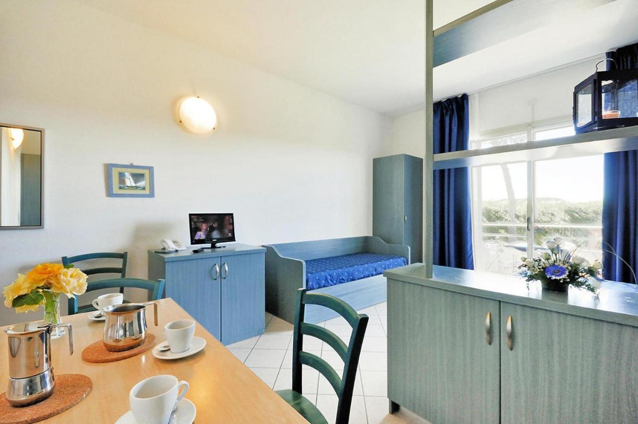 Apartment In Cecina Mare With Outdoor Pool Marina di Cecina Εξωτερικό φωτογραφία